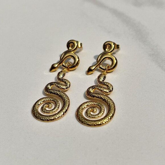 New! “Federica” Swirl Drop Gold Drop Earrings - Picture 2 of 4
